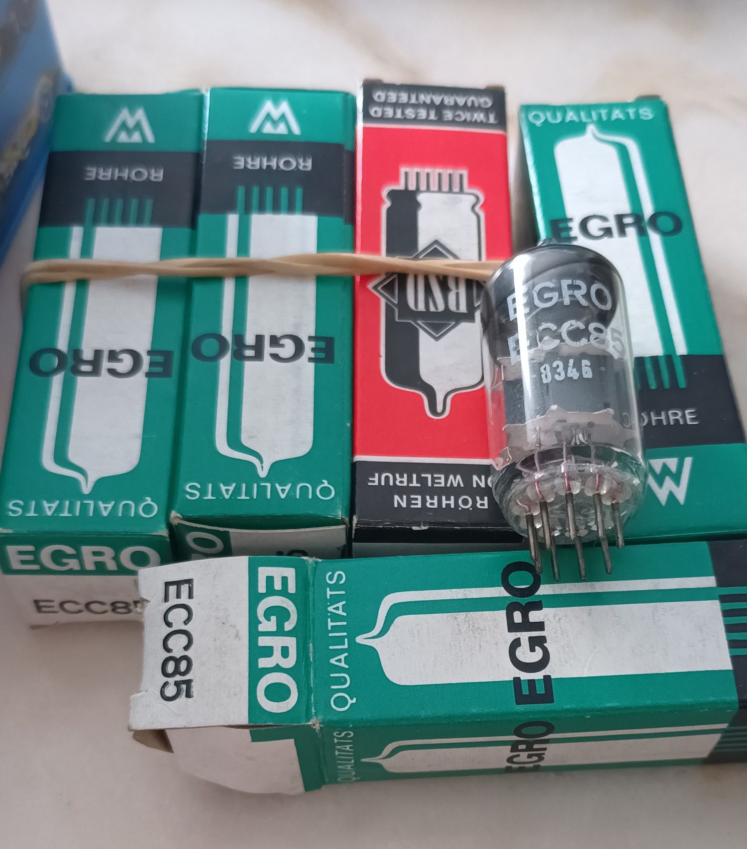 Lampy ecc85 nowe nos w pudelkach