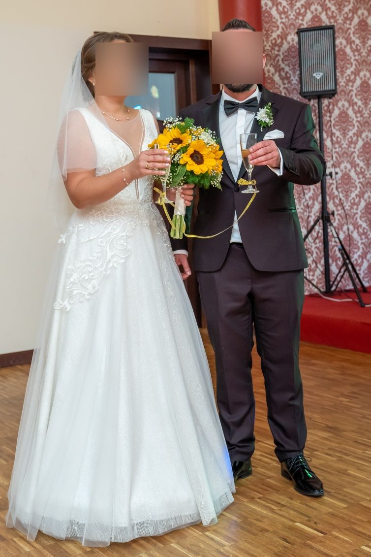 Suknia ślubna ecru