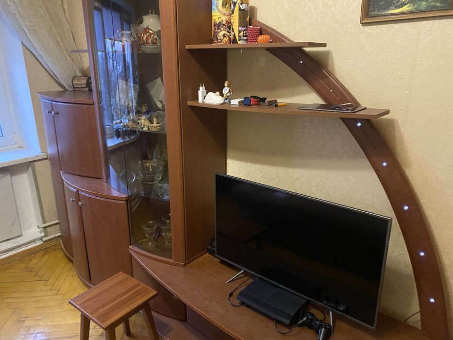 Стінка для вітальні