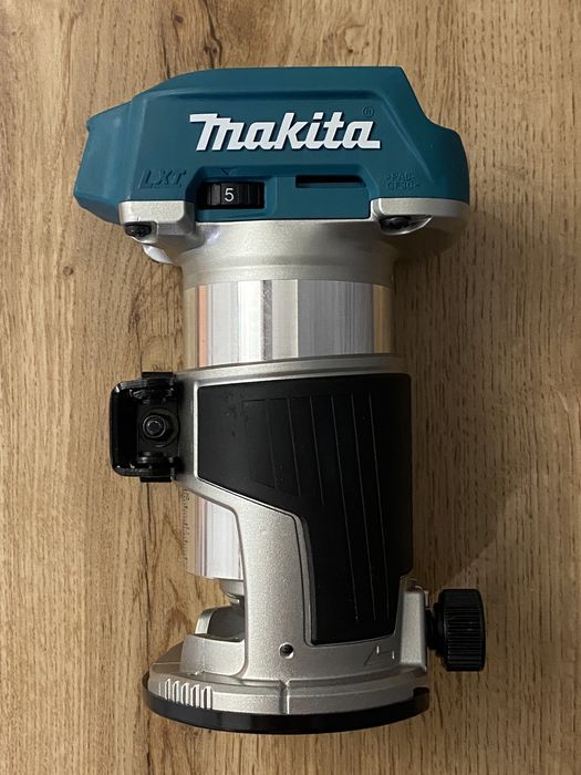 Бесщеточный фрезер Makita XTR01 (DRT50Z) 18V LXT