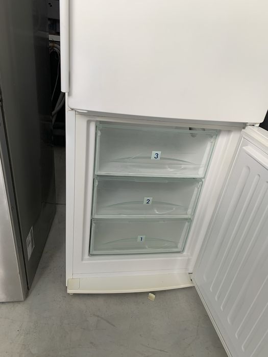 Холодильник лібхер з європи