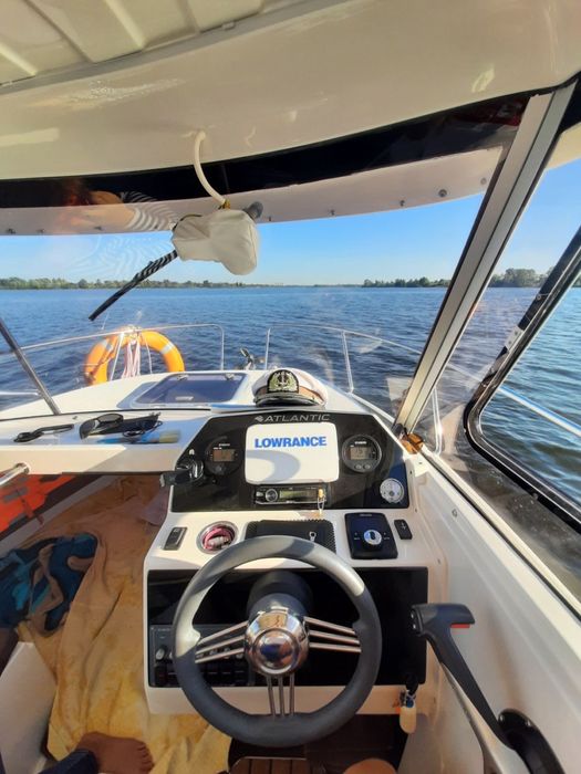 Катер Atlantic 660