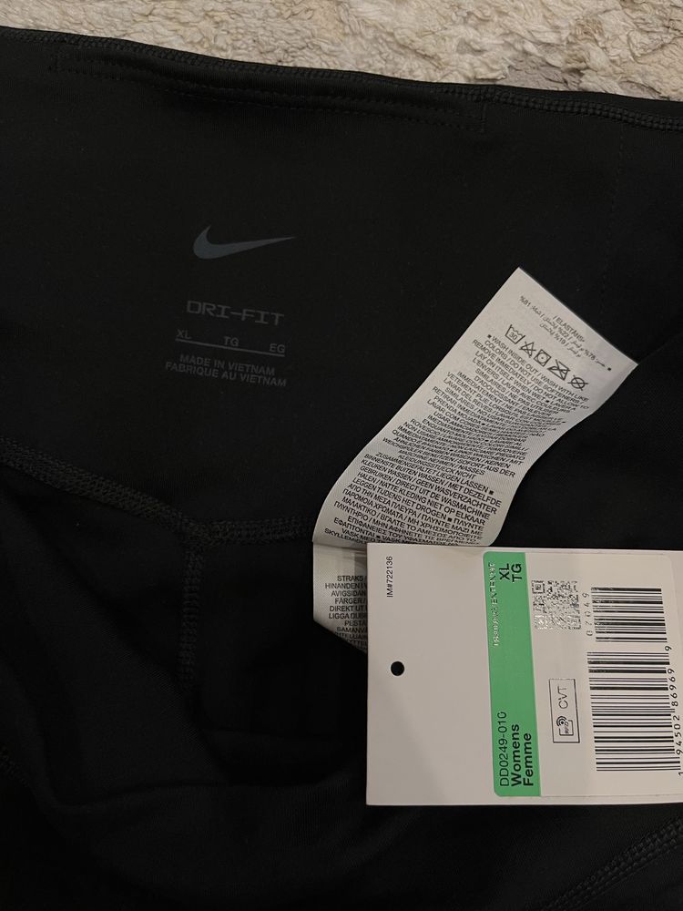 Нові жіночі лосіни Nike XL