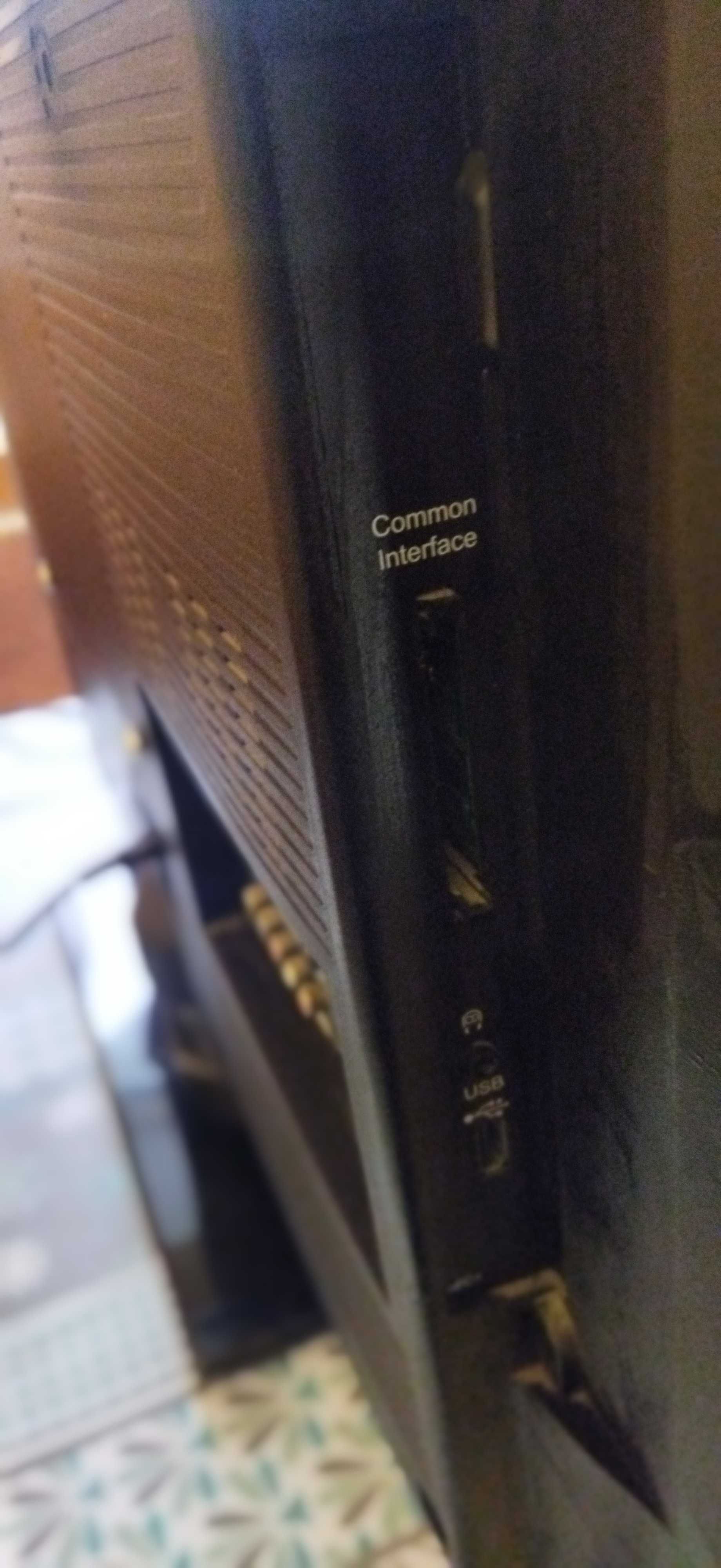 Телевізор Panasonic TX-LR32C5