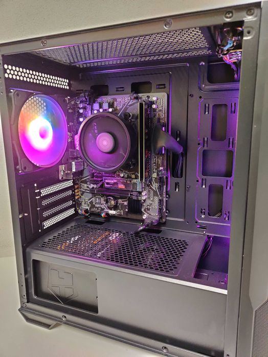 PC Ryzen 5 5600G | 16GB RAM | 500GB NVMe | Micro-ATX ARGB