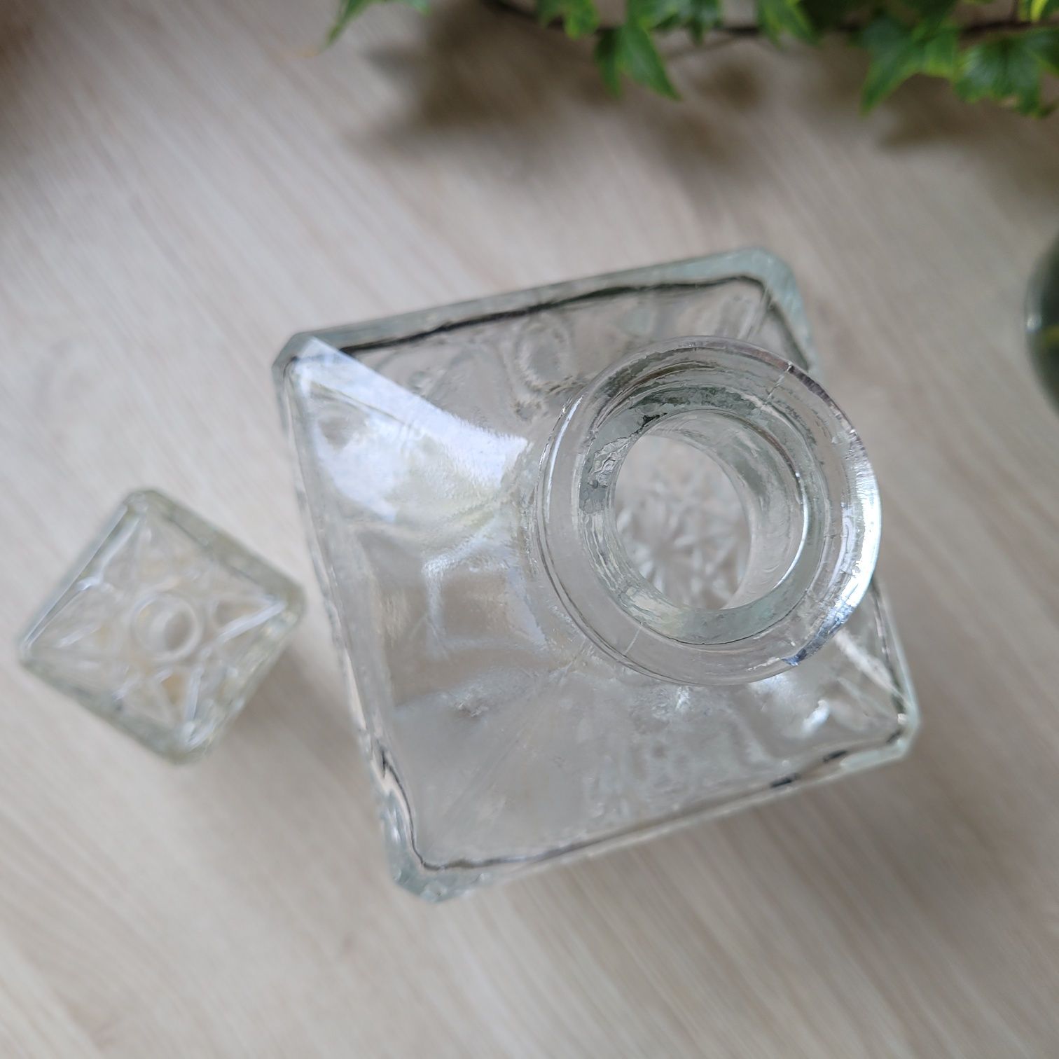 Karafka 700 ml, Karafka na nalewki 0.7 l,  butelka