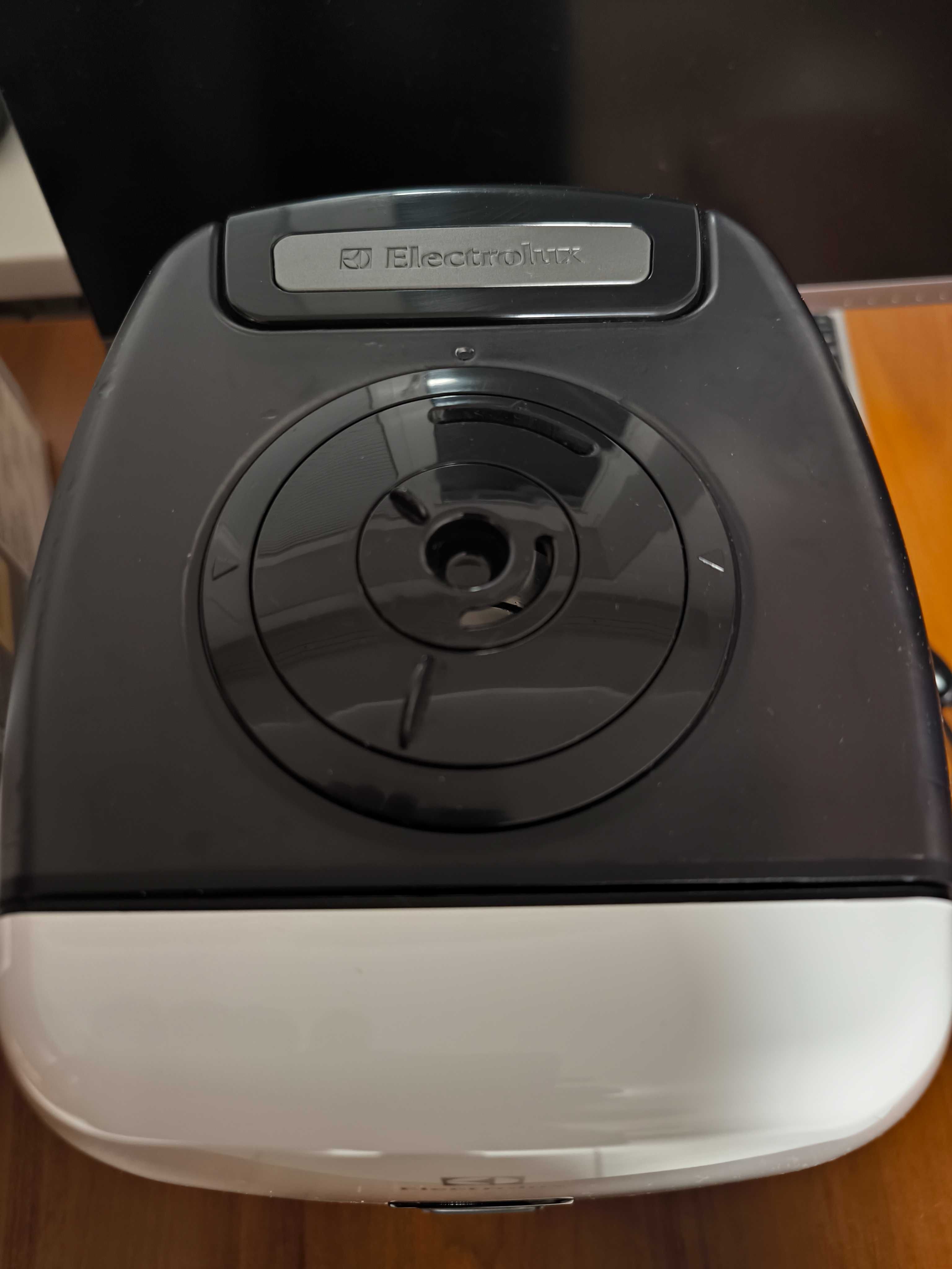 Увлажнитель воздуха ELECTROLUX EHU-5515D