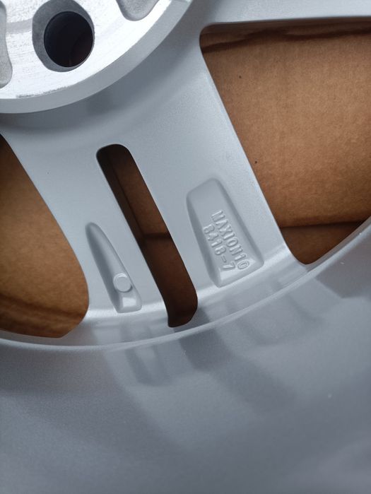 Toyota Auris corolla inne nowa felga pojedyncza 16 cali orginał wysyłk