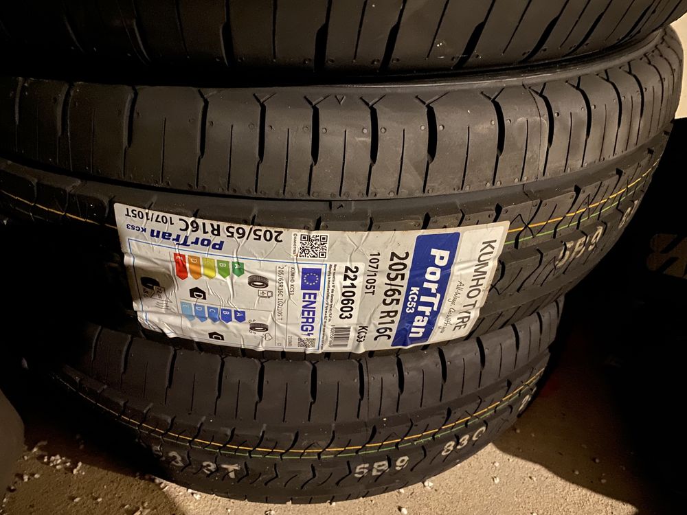 Opony Nowe KUMHO 4 sztuki bus 205/65r16c KC53