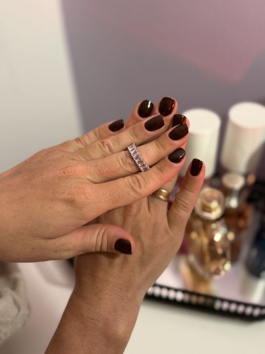 Paznokcie hybrydowe/ przedłużane