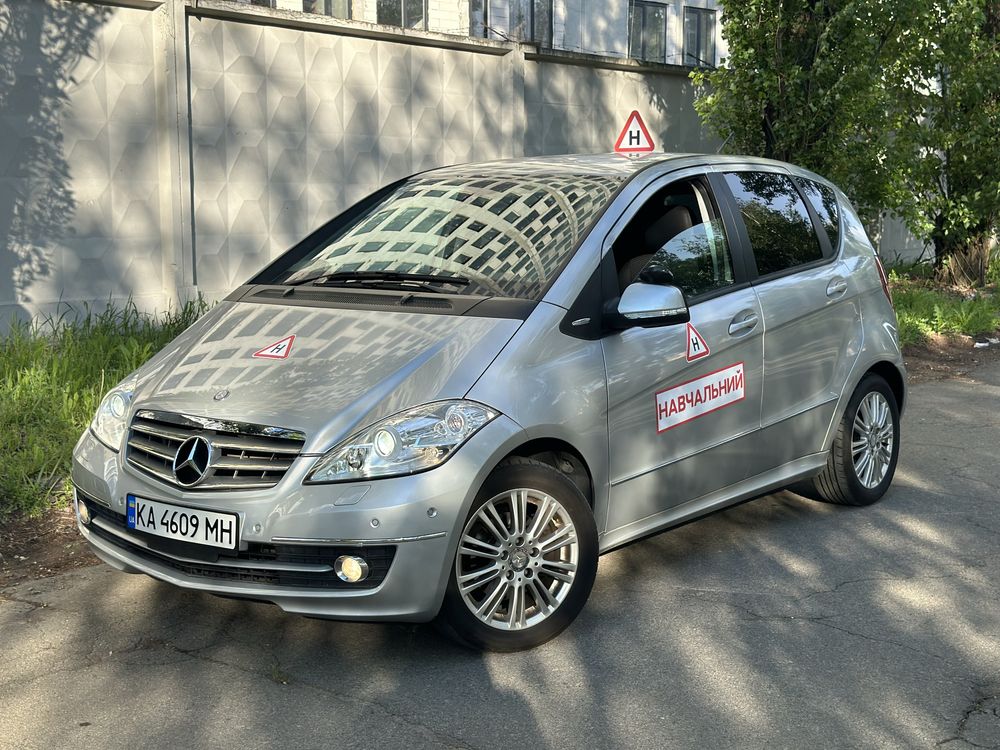 Продам A180 автомат учбовий