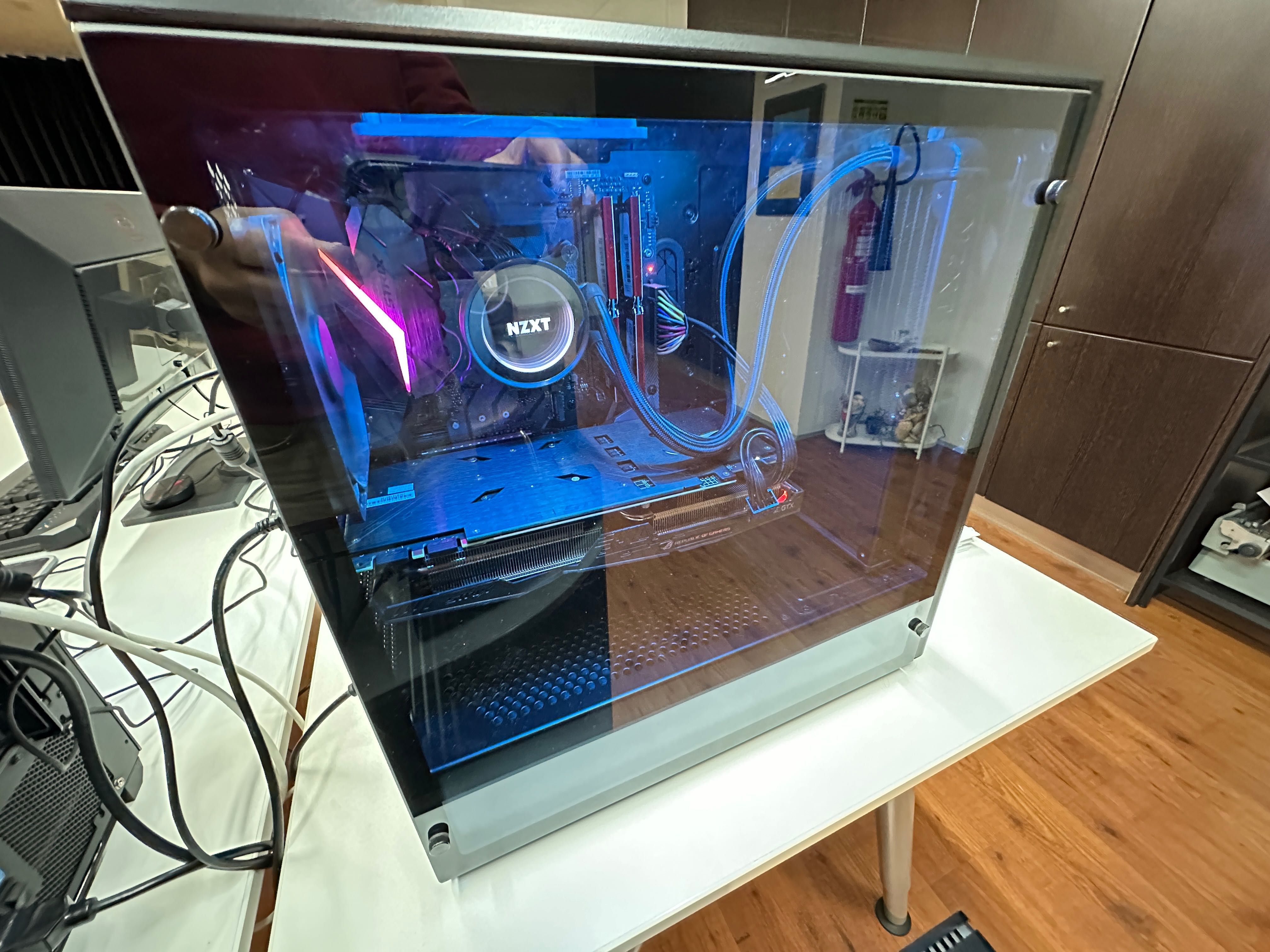 PC  Gaming i7 8700k GeForce GTX 1070 TI