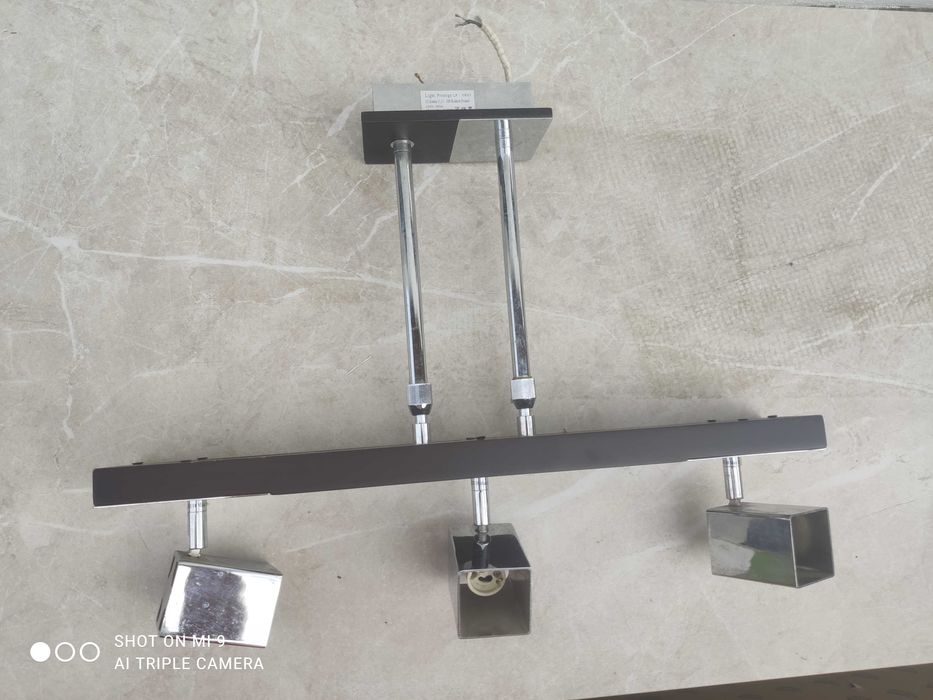 Lampa sufitowa salon sypialnia