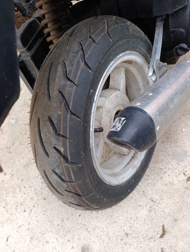 Vendo mota 50c usada