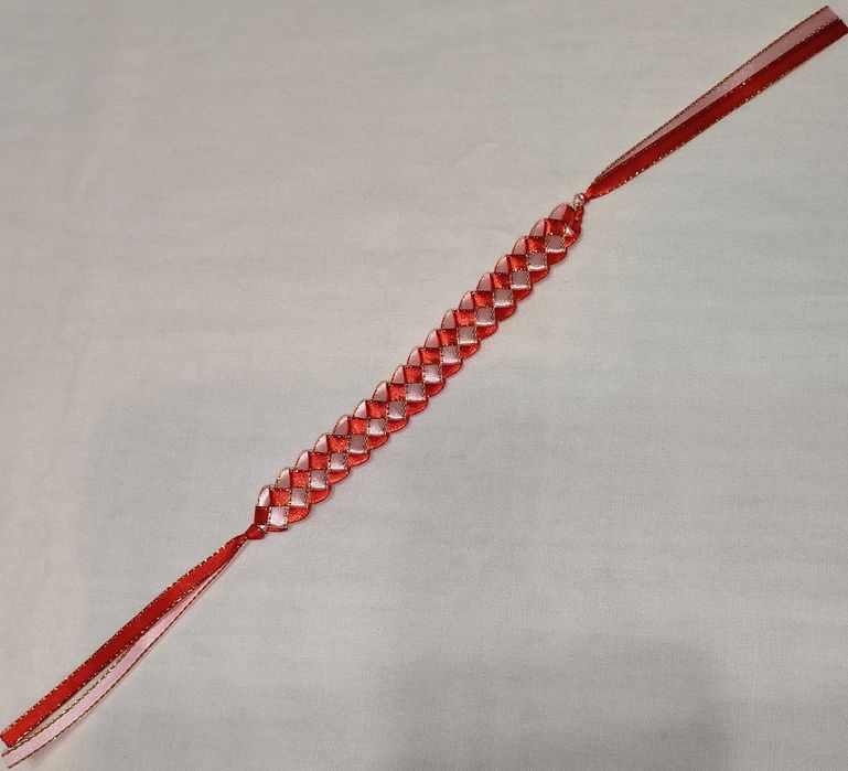 Bransoletka z satynowych wstążek Handmade