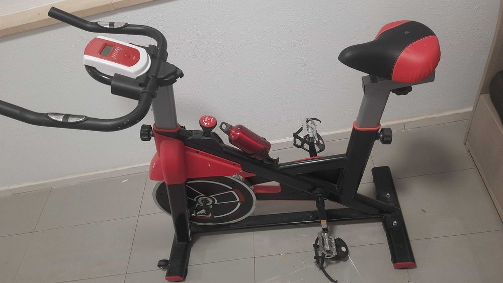 Bicicleta ergométrica magnética