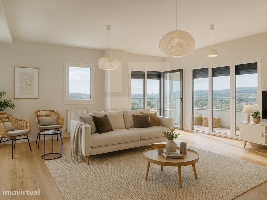Penthouse Exclusiva T4 com Vista Panorâmica e Acabamentos de Luxo