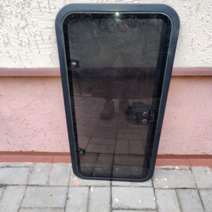 Продам автомобільний люк