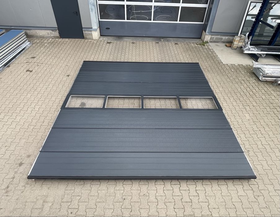 Brama 400 x 420 panelowa segmentowa garażowa przemysłowa bramy
