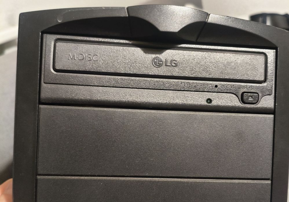 Komputer na części - bez dysku