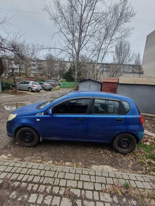 Продам авео 1.5 механика