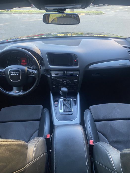 Автомобіль Audi Q5 Sportback 3.0 TDI S Line