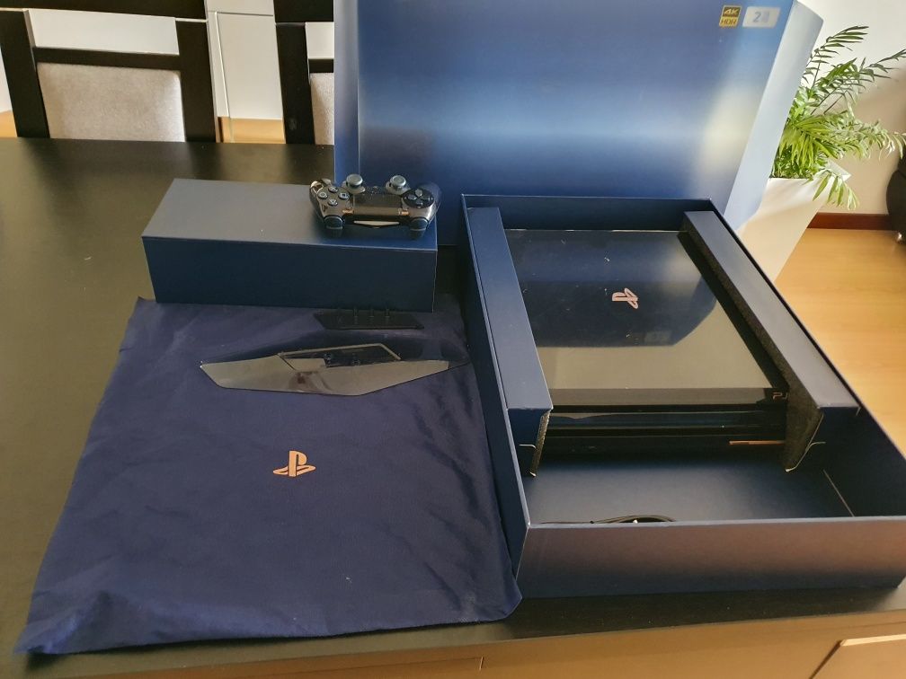 Playstation 4 pro 2tb edição limitada 500 million