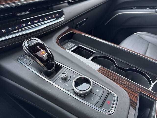 2024 Cadillac Escalade ESV