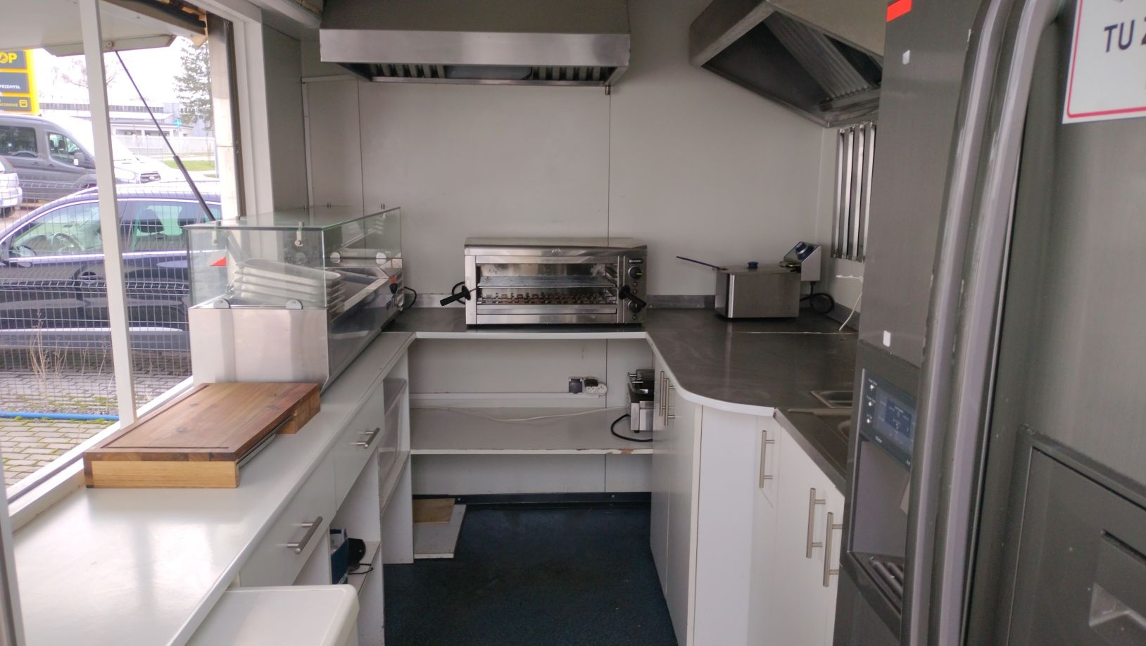 Przyczepa gastronomiczna / food truck