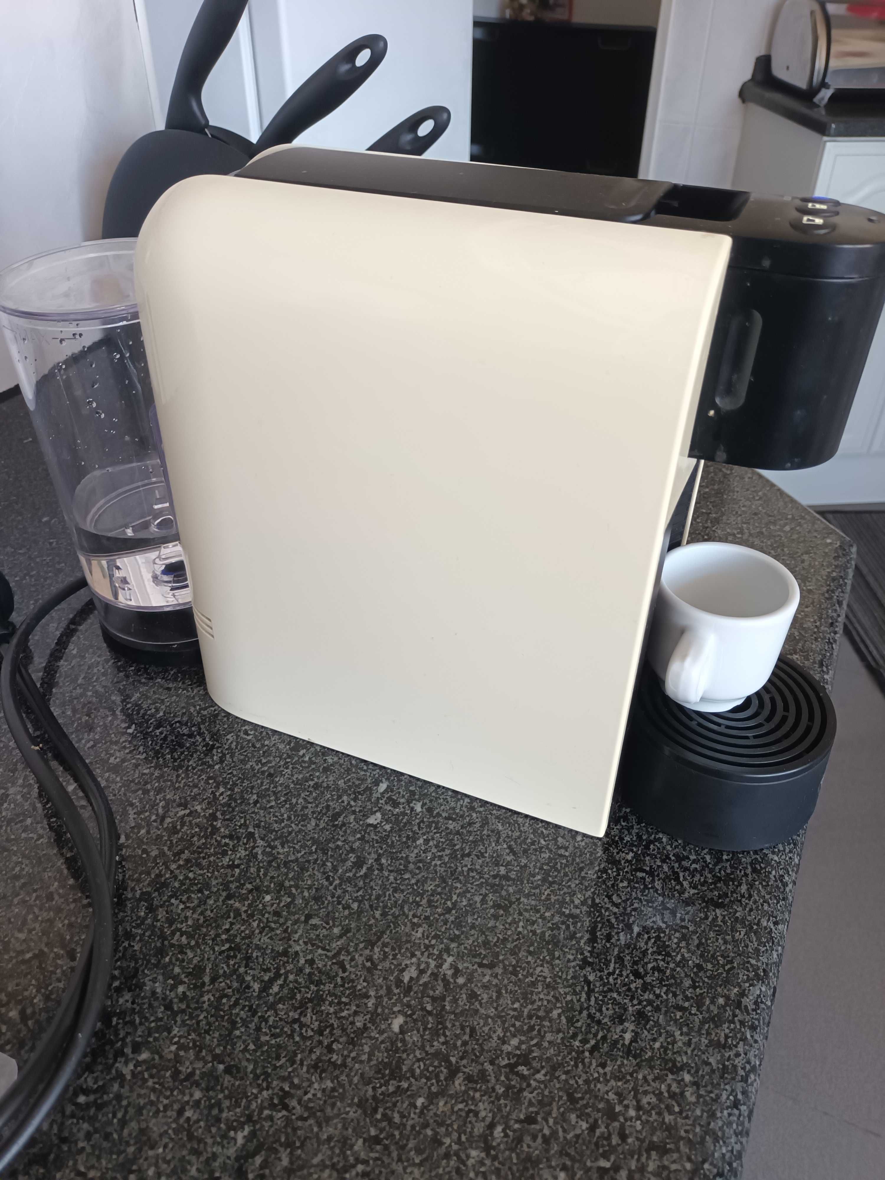 Máquina de café expresso Pingo Doce