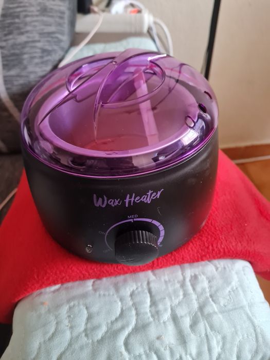 Banheira hidromassagem e aquecedor cera