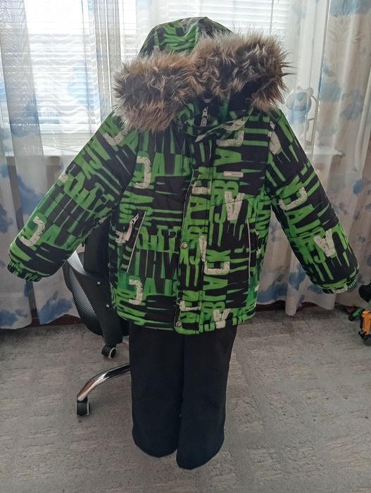 Дитячий зимовий комбінезон