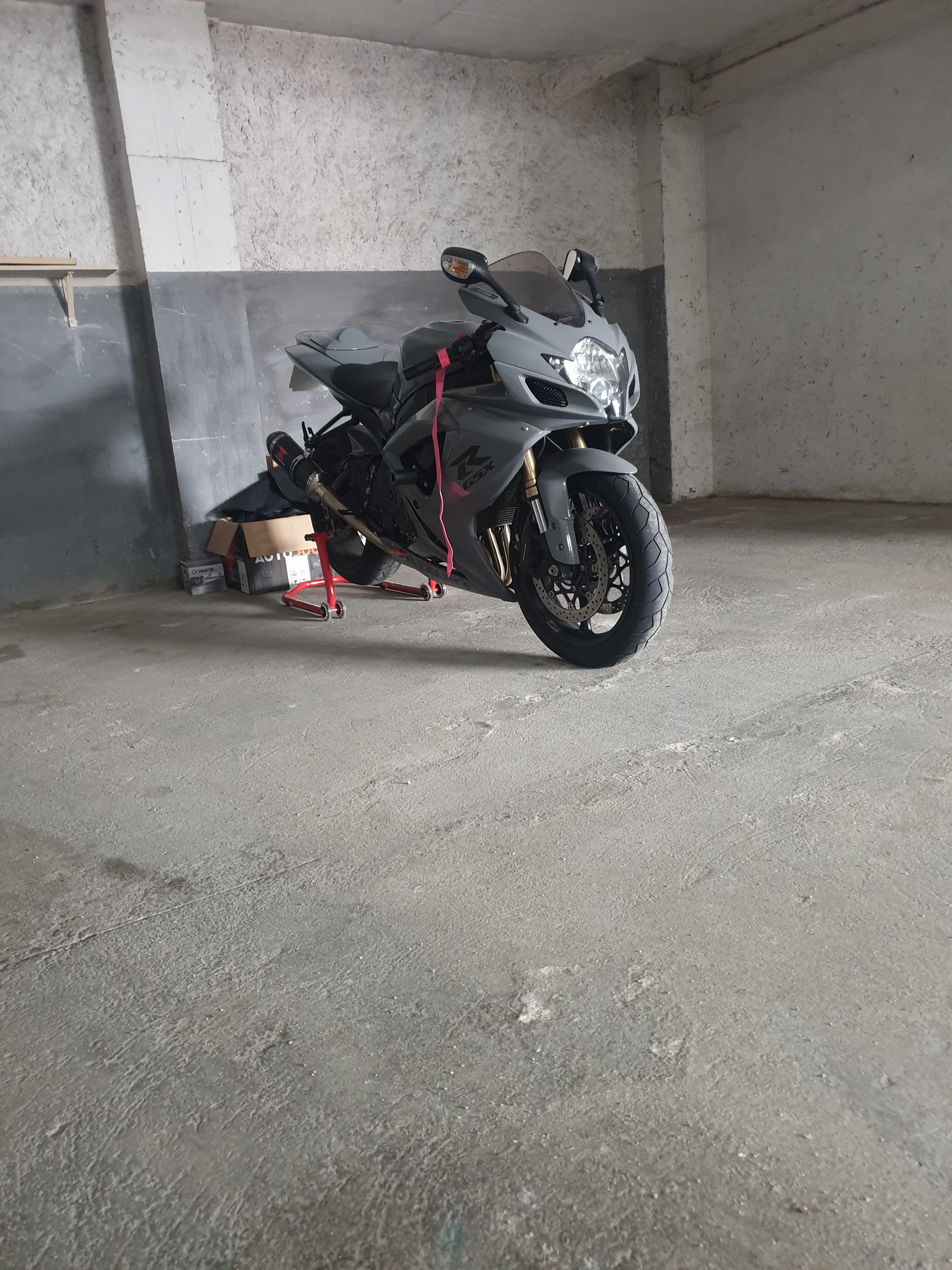 Suzuki gsxr 600 k7
