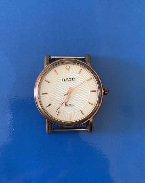 Часы разные. Механические и кварцевие.