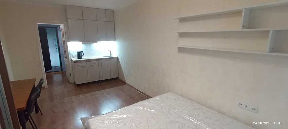 Сдам студию 1к низ пр.Поля.