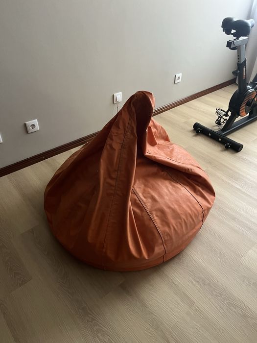 Puff Laranja como novo