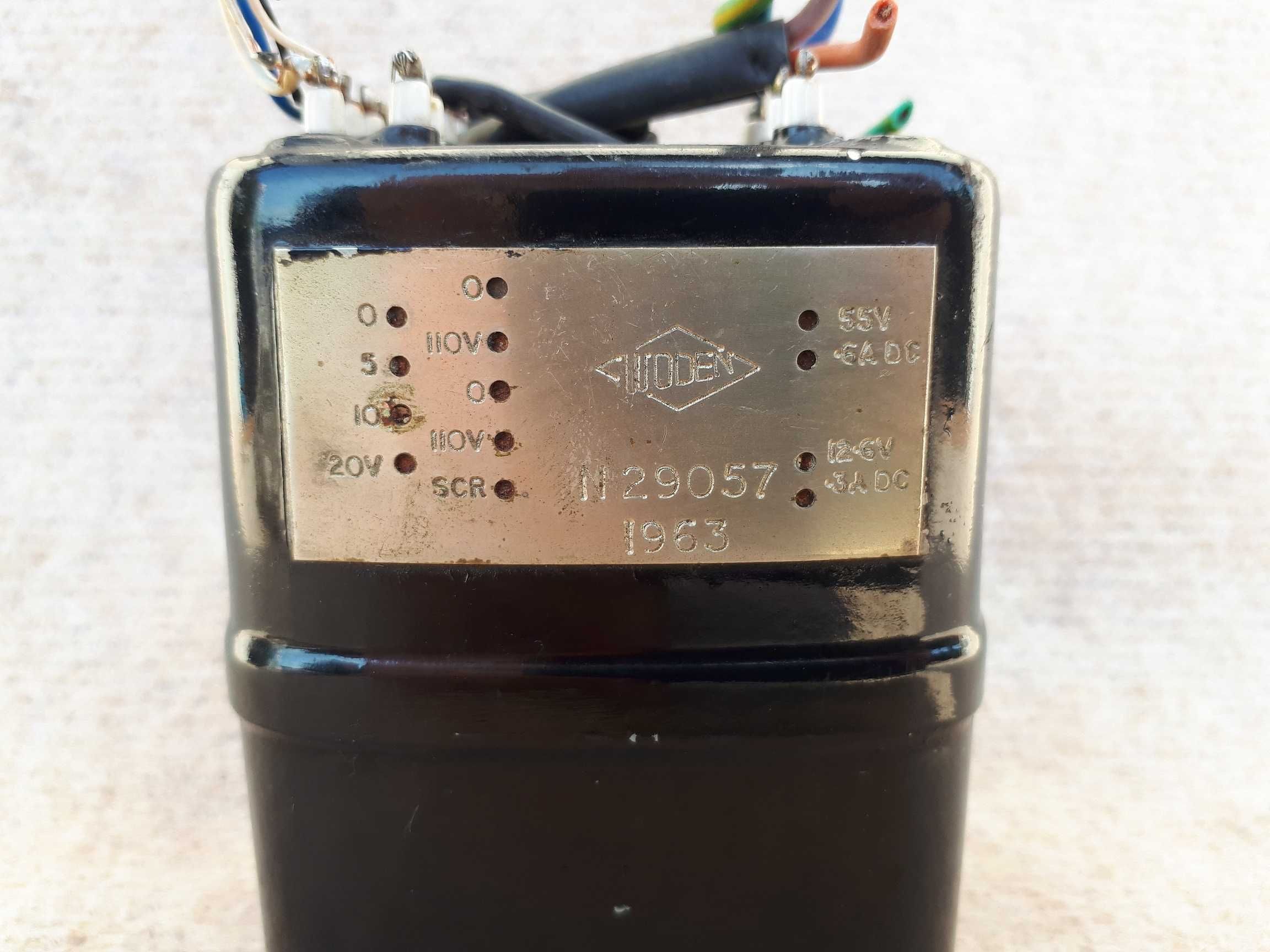 Woden stary transformator