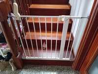 Proteção segurança escadas bebé