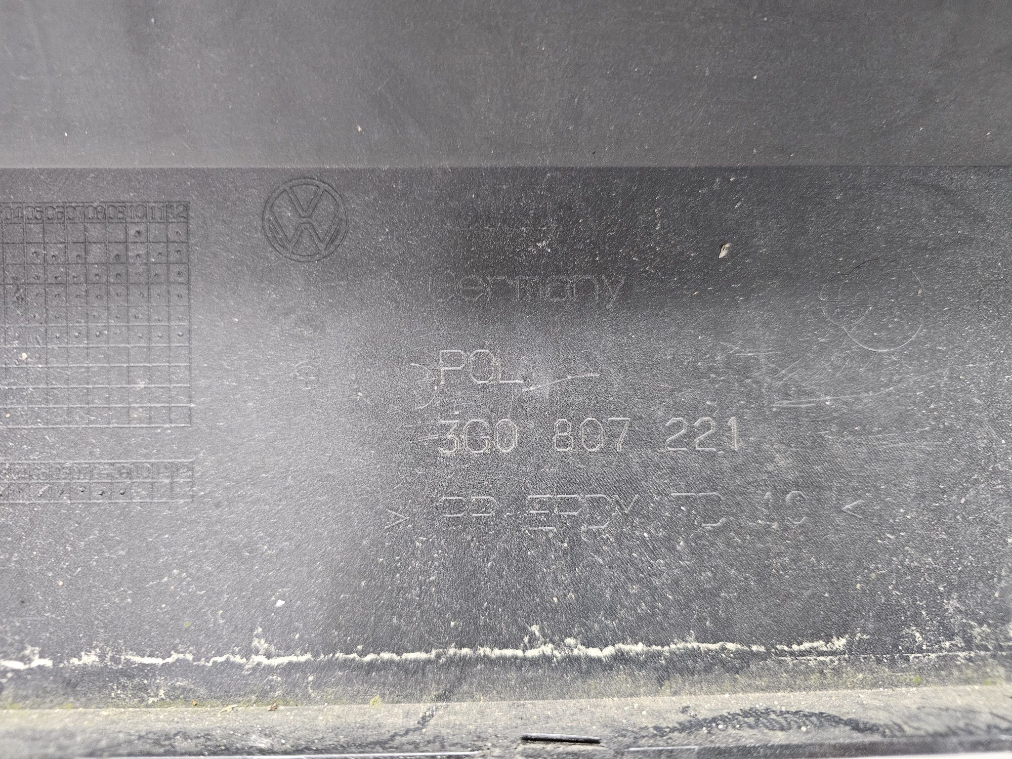 VW PASSAT B8 3G zderzak przedni przód spr pdc