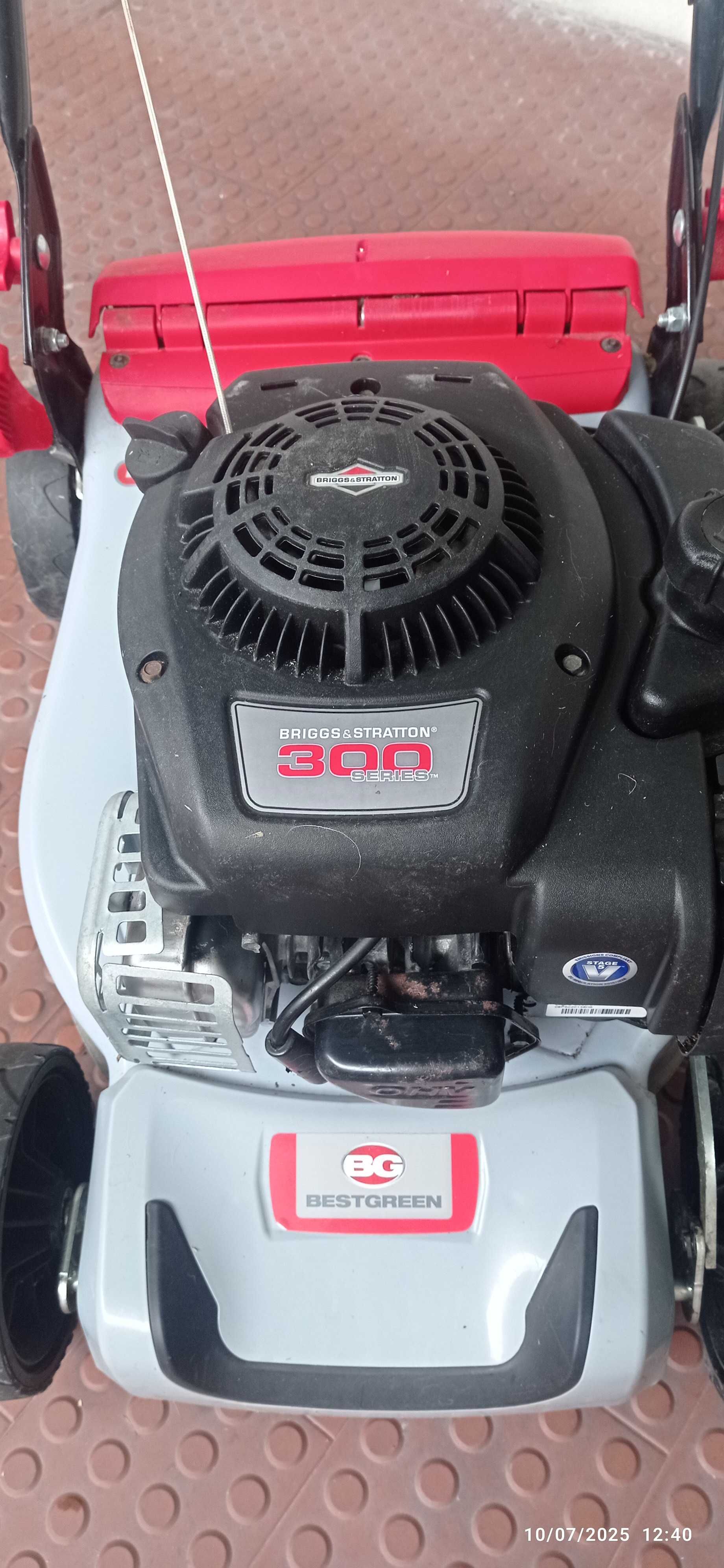 Máquina para cortar Relva
