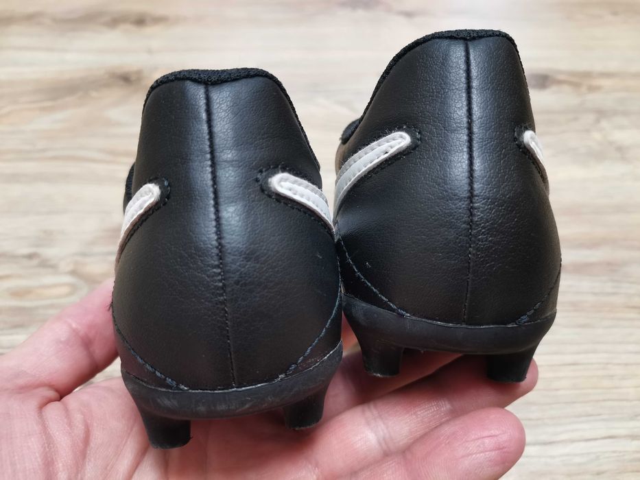 Продам бутси Nike Majestry FG 30 розміру.