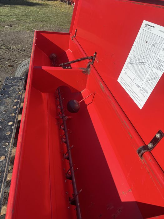 Сівалка зернова навісна 2м дискова  з міндобривом SIMULTA JUNKKARI 200