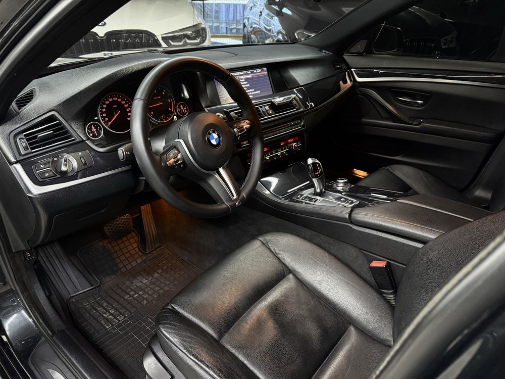 Продам BMW F10 БМВ Ф10 в идеальном состоянии!