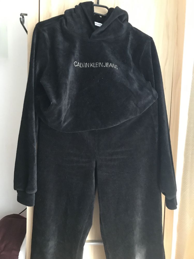 Dres Calvin Klein