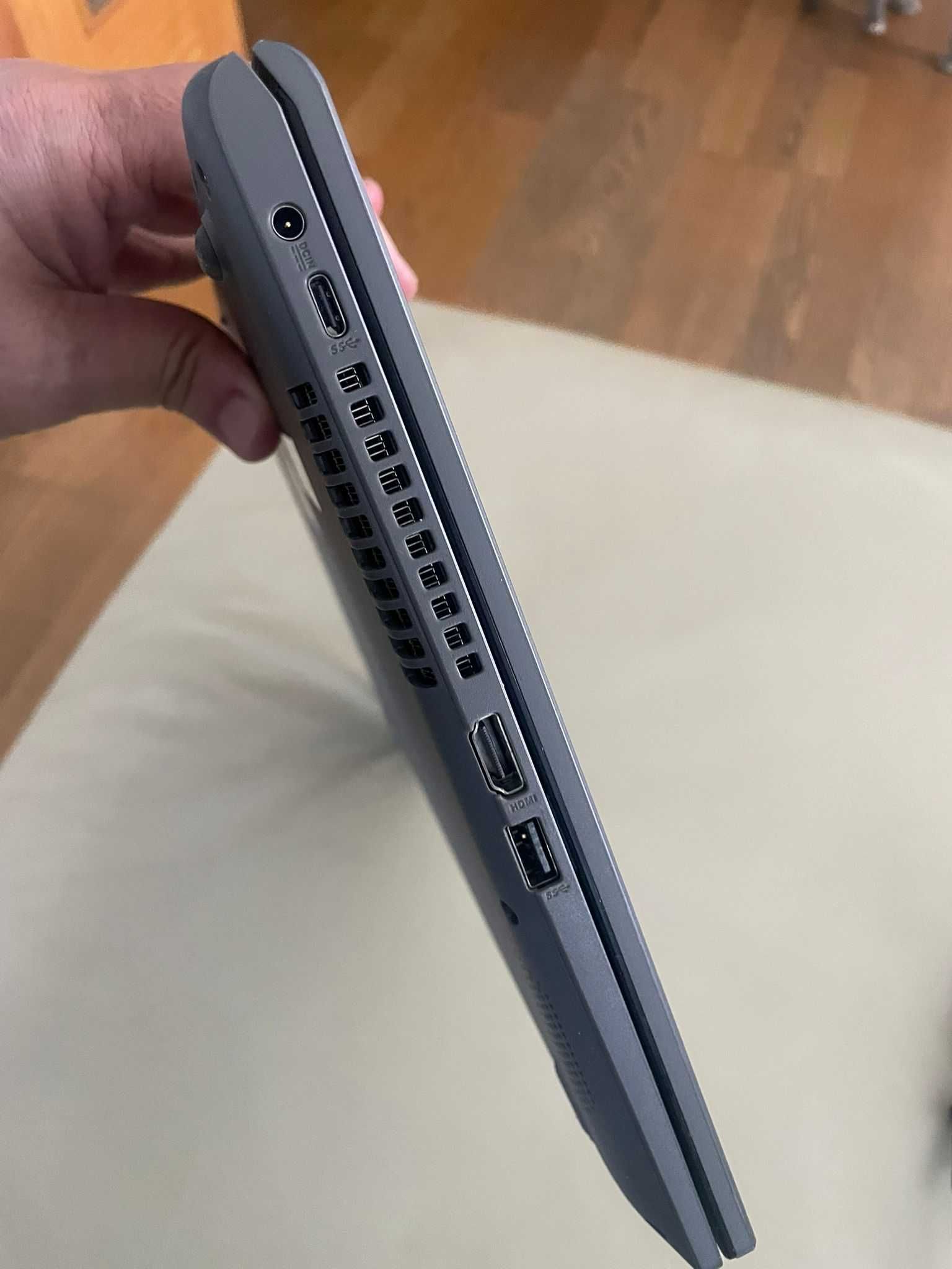 ASUS VivoBook 15 F515JA-EJ2882W Intel Core i7-1065G7/16GB/512SSD/15.6"