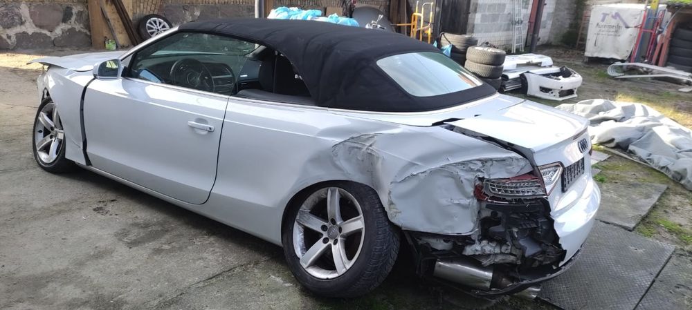 Audi A5 cabrio limuzyna