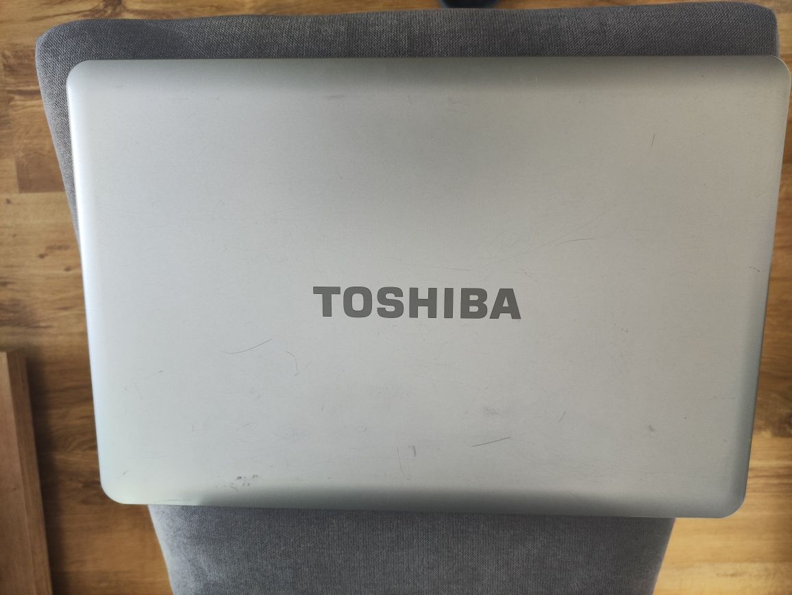 Laptop Toshiba satellite l500-1c7 na części