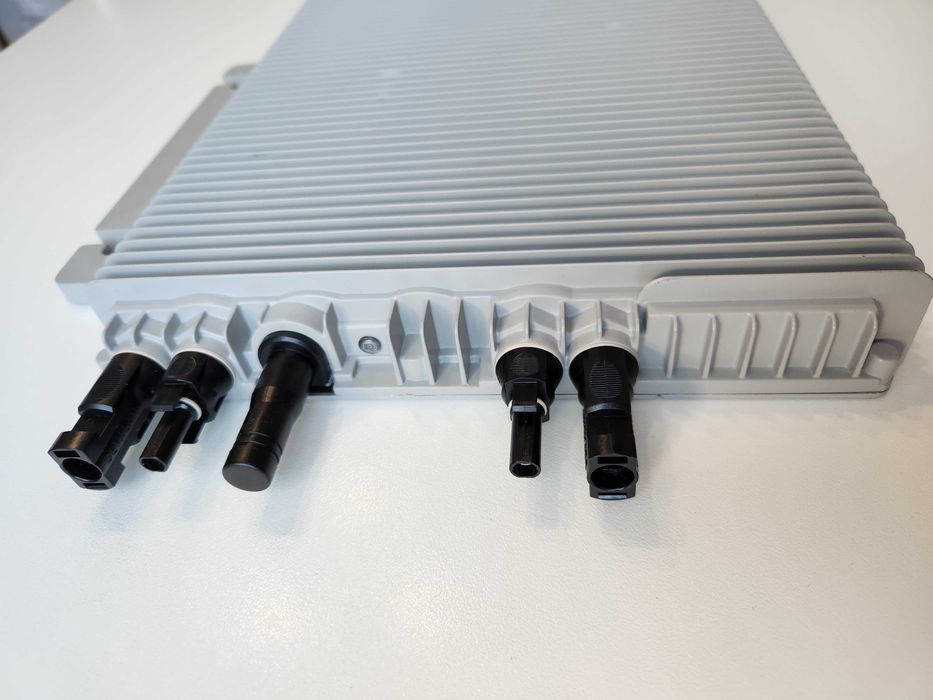 Мікроінвертор Deye SUN-M200G4-EU-Q0 2000 Вт 1, MPPT:4