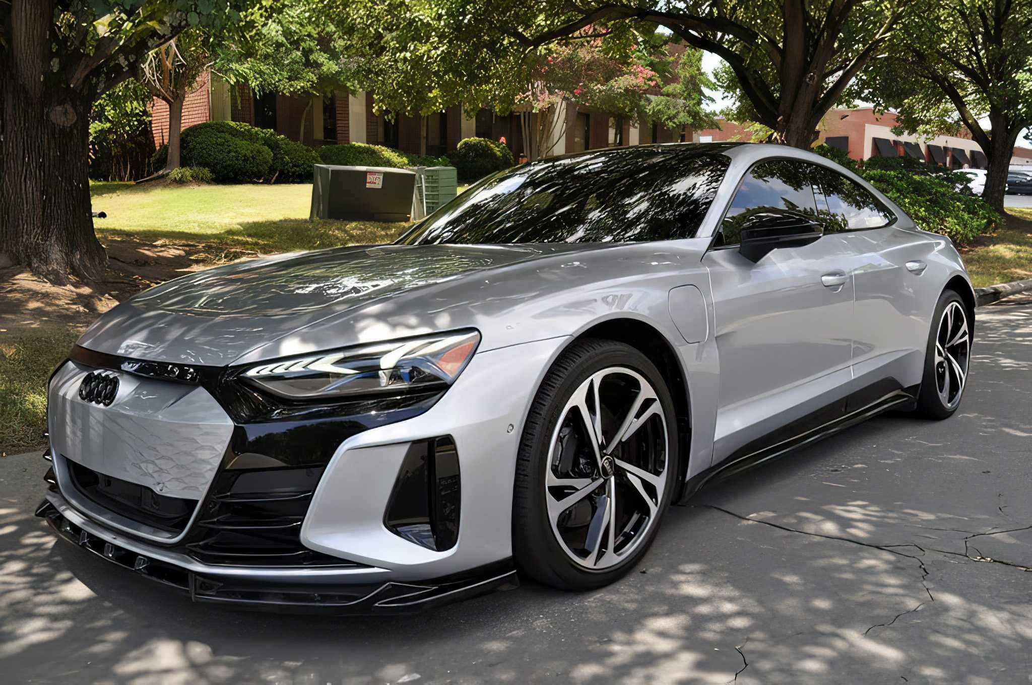 2024 Audi e-tron GT quattro