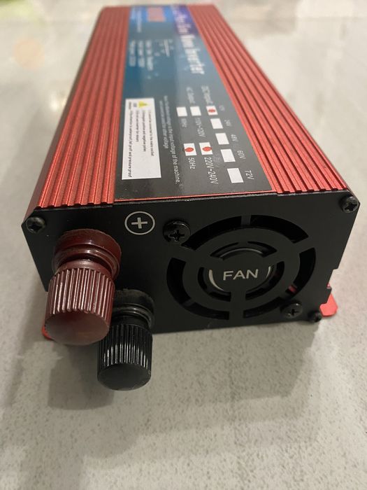 Інвертер 12 вольт 3000 ват. Чистий синус. Працює з газовим котлом.